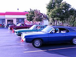 Car show at Mason A&W restaurant